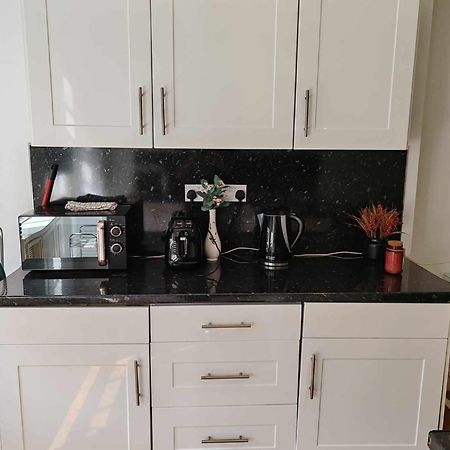One Bedroom Apartment By Bayswater, Hyde Park London Exteriör bild