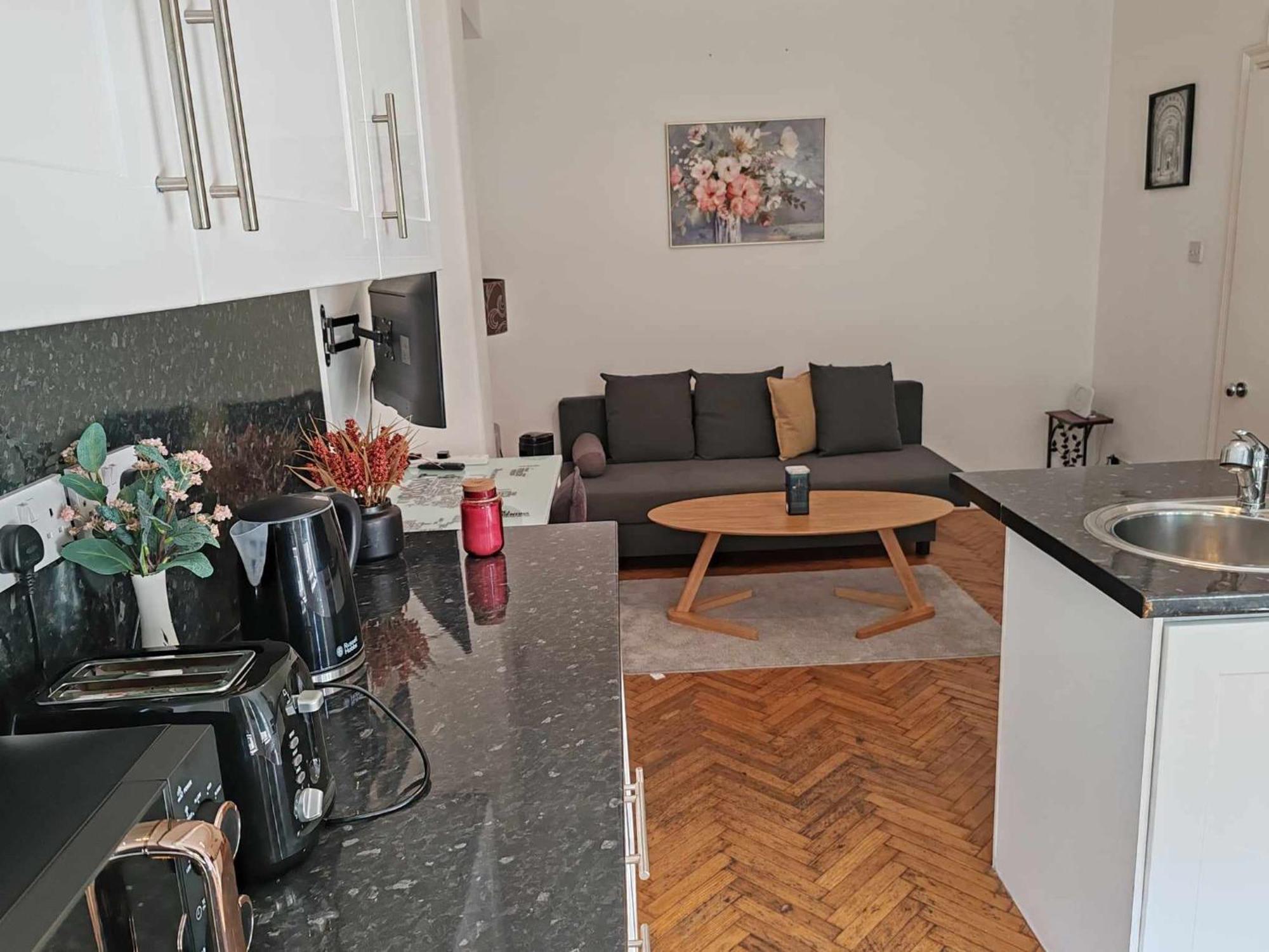 One Bedroom Apartment By Bayswater, Hyde Park London Exteriör bild